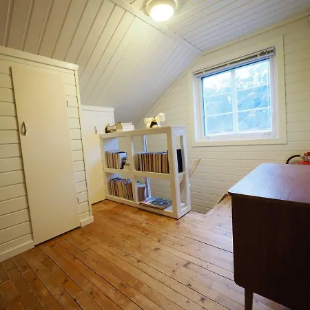 Vakantiehuis Elstad Farm Lofoten Bostad